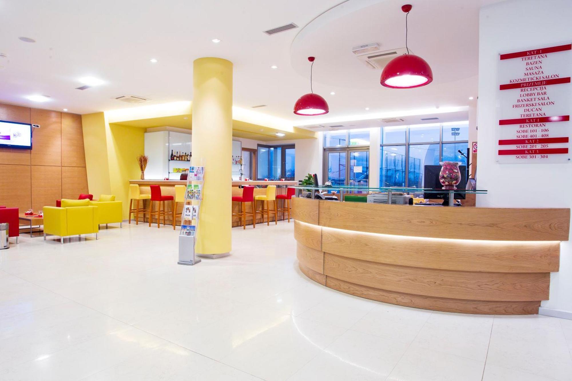 Hotel Sport อิวานิช-กราด ภายนอก รูปภาพ
